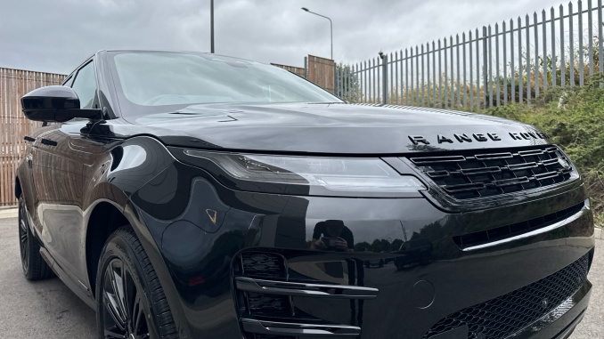 Land Rover Range Rover Evoque 2.0 D200 Hoxton Edition 5dr Auto Diesel Hatchback - Image 17